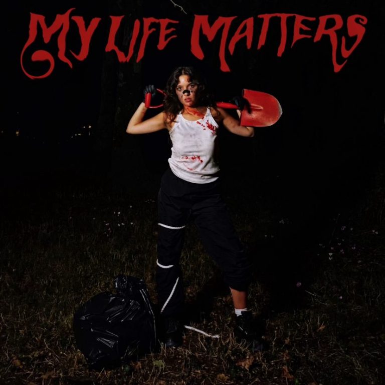 « My Life Matters », Lina Loukily explore la fragilité humaine dans un titre captivant.