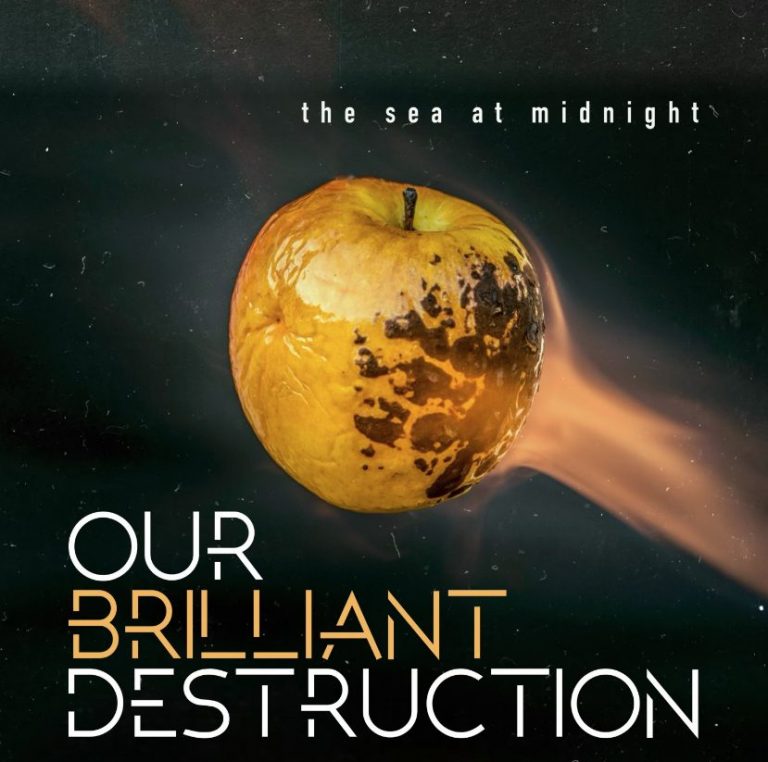 « Our Brilliant Destruction », le post-punk engagé de The Sea At Midnight.