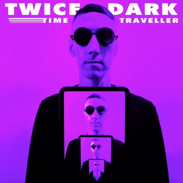 « Time Traveller », L’Hymne Gothique de Twice Dark.